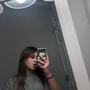 Meet your Posher, Bella